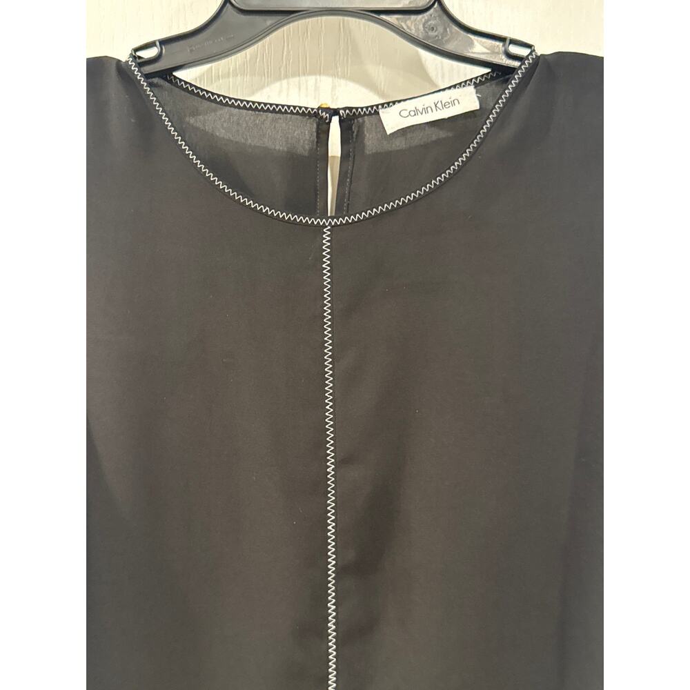 Calvin Klein Black Sleeveless Blouse Contrast Stitch High Low Hem - Picture 2 of 3